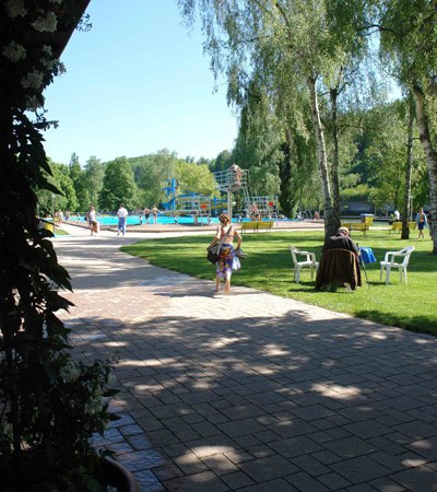 Neckarfreibad in Esslingen am Neckar, &copy; test