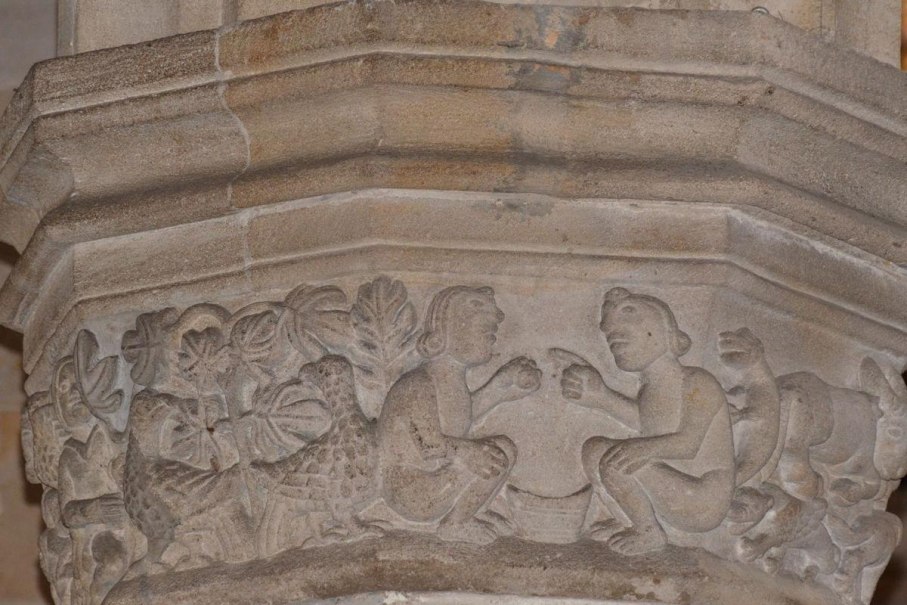Detailansicht eines Reliefs im Inneren der Stadtkirche St. Dionys, © Denkmalschutz