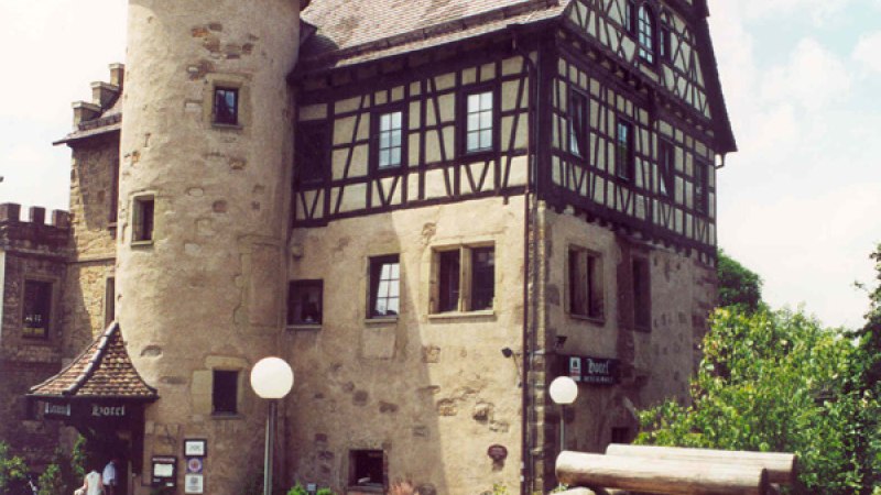 Blick auf Schloss H&ouml;fingen, &copy; Alfred R&ouml;sner