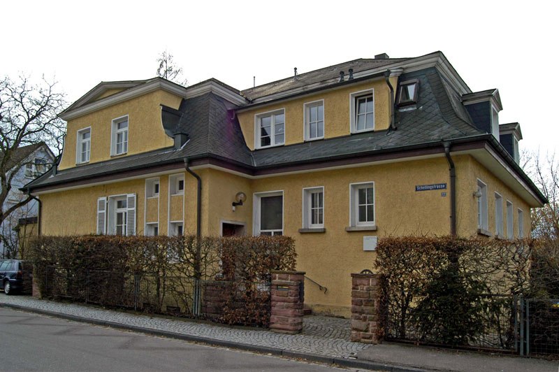 Fritz und Hildegard Ruoff Stiftung Nürtingen aussen, © Stadt Nürtingen Fritz und Hildegard Ruoff Stiftung Nürtingen aussen, © Stadt Nürtingen