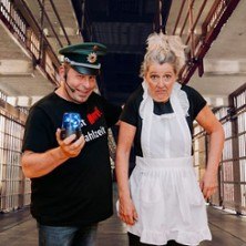 Prost Mord Mahlzeit Sommer Special, &copy; links im Bild