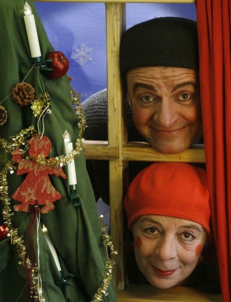 Der Weihnachtstannenmantelbaum, © FILharmonie Filderstadt Der Weihnachtstannenmantelbaum, © FILharmonie Filderstadt