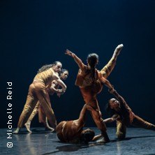 Tanzfestival: FLOCK | Freilichtspiele Schwäbisch-Hall, © links im Bild Tanzfestival: FLOCK | Freilichtspiele Schwäbisch-Hall, © links im Bild