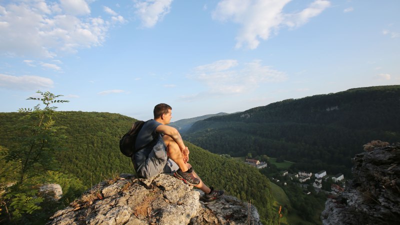 Gästewanderung mit dem ehemaligen Revierförster Gästewanderung mit dem ehemaligen Revierförster