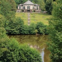 Bears Castle at Bear Lake, &copy; https://commons.wikimedia.org