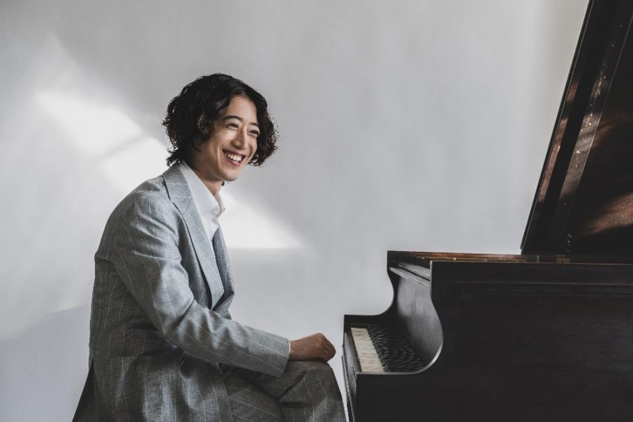 Hayato Sumino, &copy; Hayato Sumino &copy; Dario Acosta