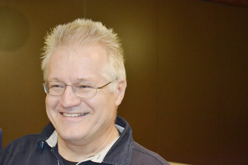 Theo Kaufmann liest Martin Walker &bdquo;Bredouille&ldquo;, &copy; Osiander Vertriebsgesellschaft mbH & Co. KG