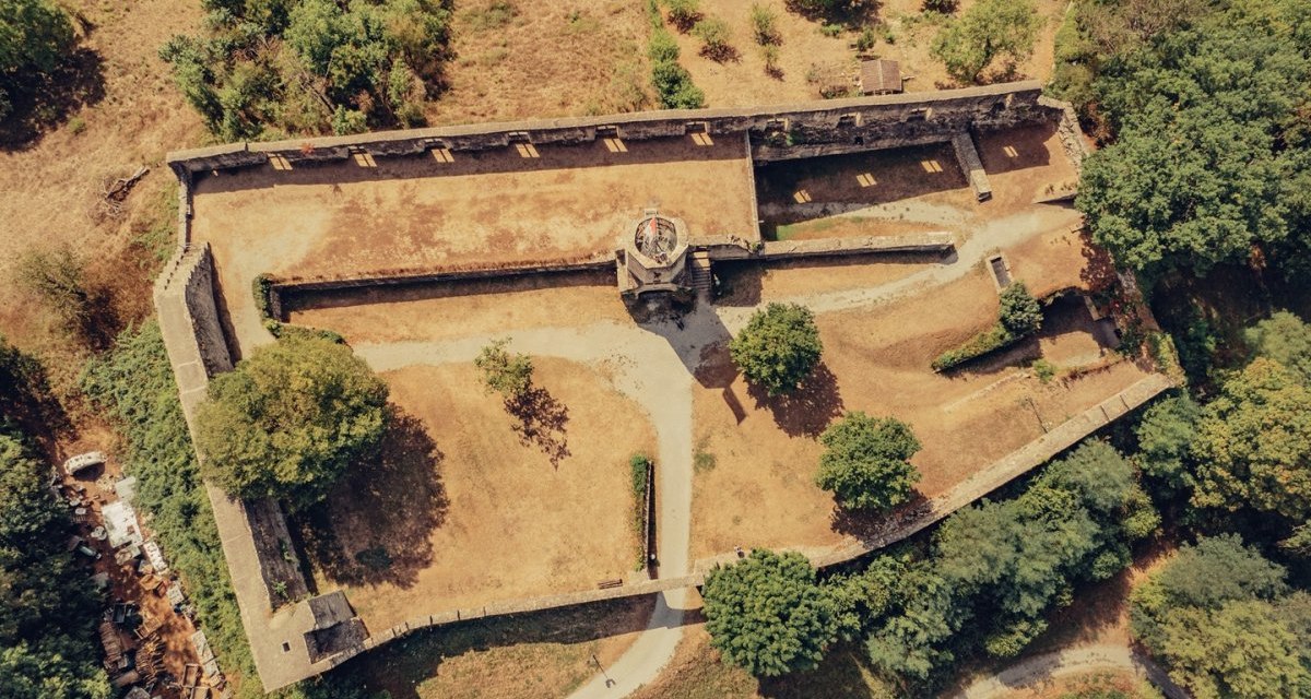 Schlossruine Forchtenberg, © www.kocher-jagst.de| Frumolt Schlossruine Forchtenberg, © www.kocher-jagst.de| Frumolt