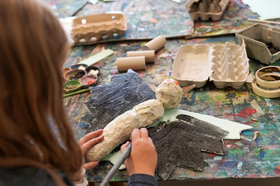 Workshop: Flatter- und Krabbeltiere aus Gips f&uuml;r Kinder ab 7 Jahren in Ludwigsburg, &copy; Kunstschule Labyrinth