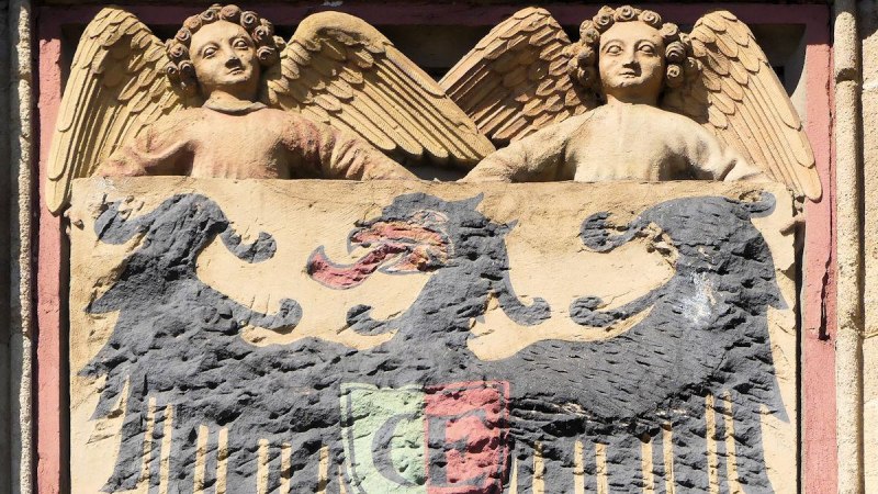 Der Esslinger Reichsadler in der Fassade des Pliensauturms, © Denkmalschutz