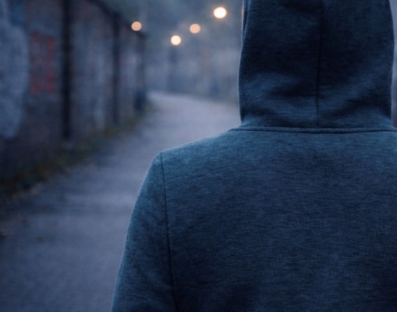 Das ist kein Rückblick - Stationentheater über Täter:innen, Opfer & Zuschauende, © Tanz- und Theaterwerkstatt e.V. Das ist kein Rückblick - Stationentheater über Täter:innen, Opfer & Zuschauende, © Tanz- und Theaterwerkstatt e.V.