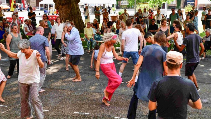 LuBu MoVes - WAVE Tanz deine Welle mit Konstanze Fladt, © Tanz- und Theaterwerkstatt e.V. LuBu MoVes - WAVE Tanz deine Welle mit Konstanze Fladt, © Tanz- und Theaterwerkstatt e.V.
