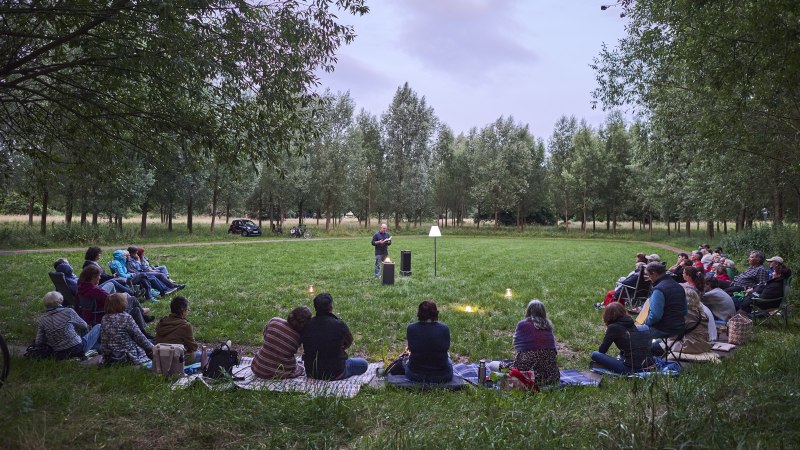 Literatur in der Lichtung, &copy; www.peter-oppenlaender.de