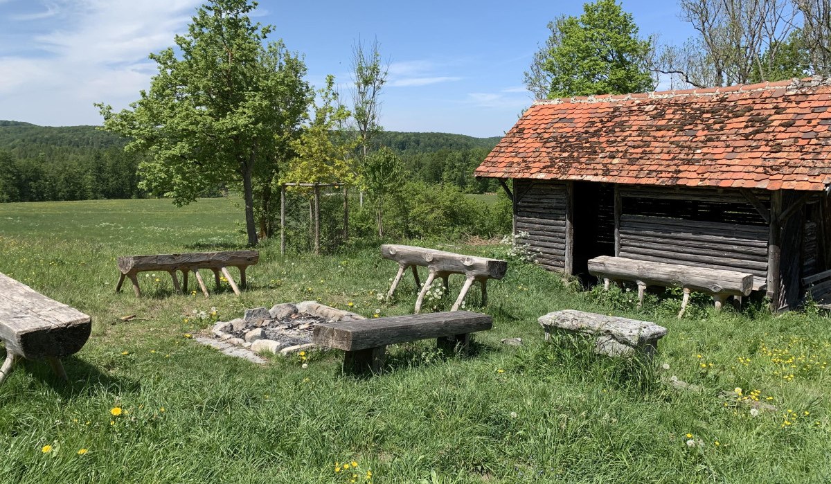 Grillplatz lädt zu einer Pause ein, © Bad Urach Toourismus