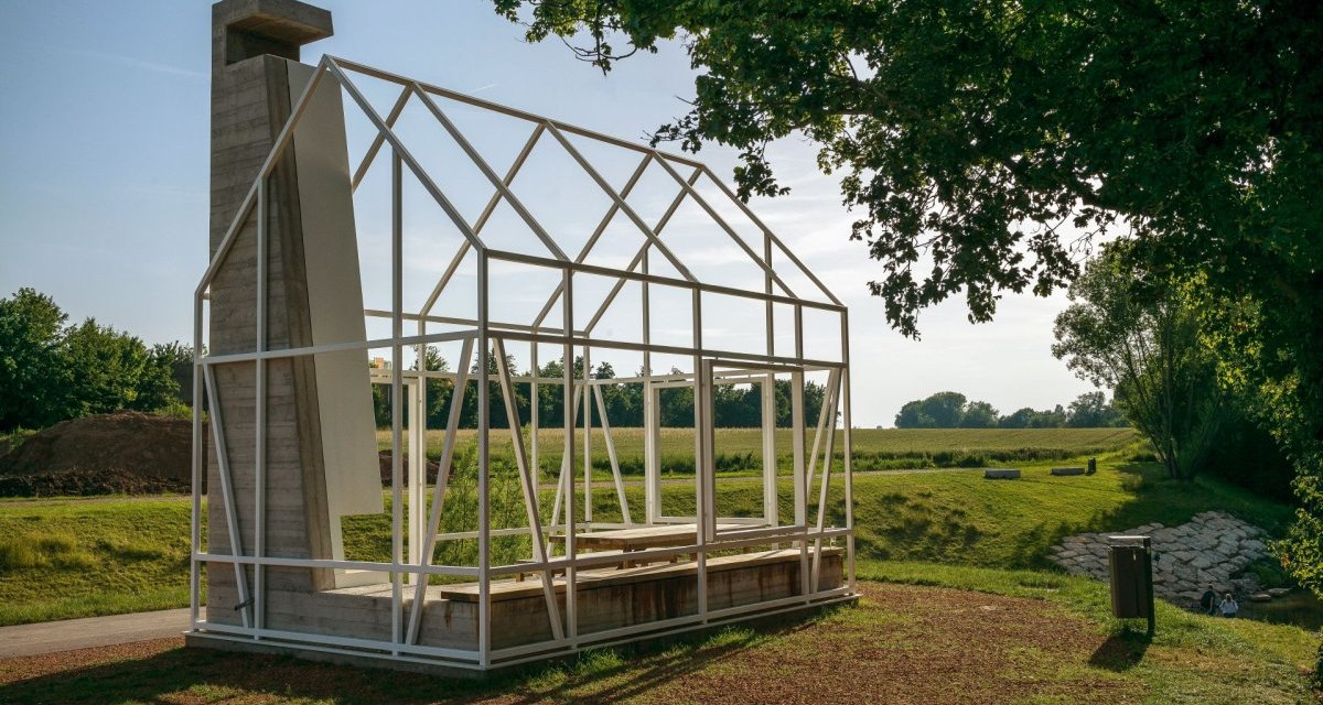 Die Station "Kaminhaus" in Weinstadt wurde im Rahmen des Architekturprojekts "16 Stationen" vom Architekturb&uuml;ro su und z Architekten  (M&uuml;nchen) zur Remstal Gartenschau 2019 entworfen., &copy; Remstal Torusismus e.V., Architekt: su und z Architekten