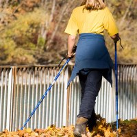 Nordic Walking im Herbst, © Alan Rainbow/PIXELIO
