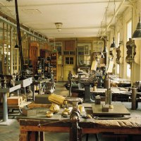 Historische Werkstatt mit alten Maschinen und Werkzeugen im Silberwarenmuseum Ott-Pausersche Fabrik, Schwäbisch Gmünd., © Stuttgart-Marketing GmbH