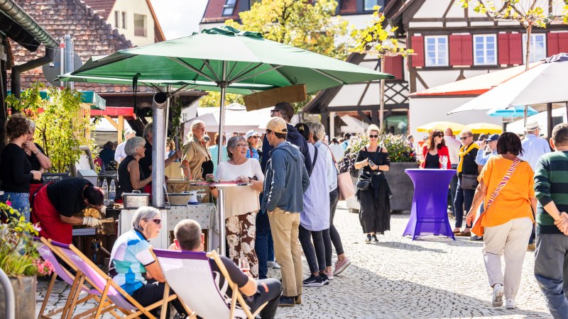 Verkaufsoffener Sonntag mit 4. Metzinger Weinlaubenfest, © CC BY-NC-SA Verkaufsoffener Sonntag mit 4. Metzinger Weinlaubenfest, © CC BY-NC-SA