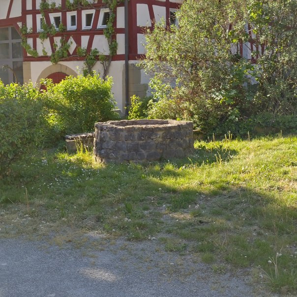 Brunnen im Backnanger Stadtteil Schöntal, © Stefan Soldner Brunnen im Backnanger Stadtteil Schöntal, © Stefan Soldner