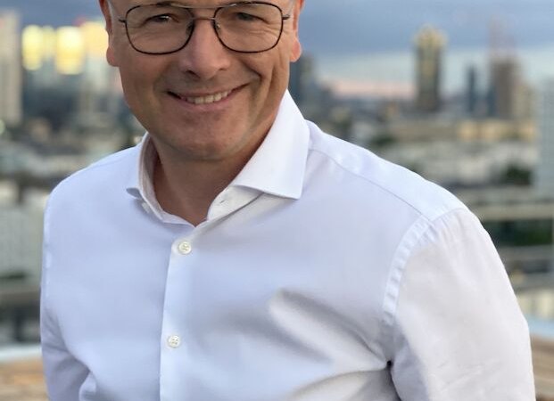 Bernadette Schoog im Gespr&auml;ch mit Karsten Schwanke, &copy; Stadthalle Leonberg