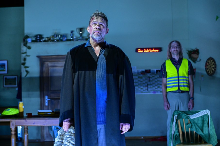 Der zerbrochne Krug Presse Foto LTT Tobias Metz (1), © Foto: LTT/Tobias Metz Der zerbrochne Krug Presse Foto LTT Tobias Metz (1), © Foto: LTT/Tobias Metz