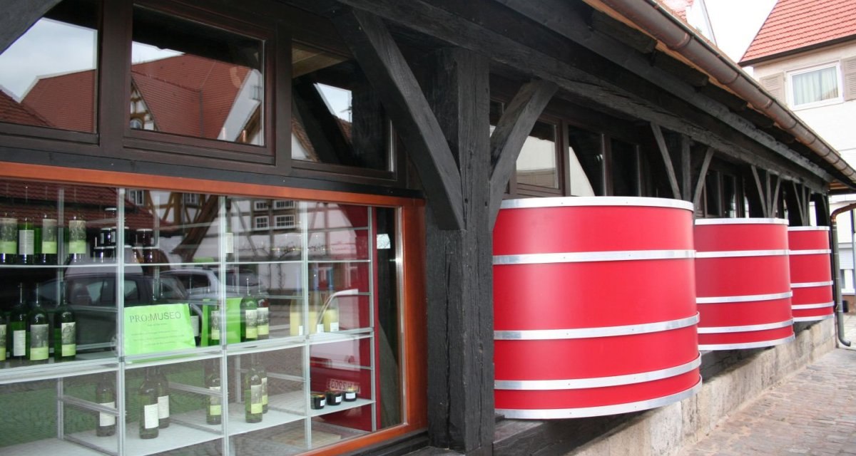 In einer Kelter, der sogenannten 'Herrschaftskelter' befindet sich seit 1979 (2004 modernisiert) das Weinbaumuseum. Attraktion ist ein rund 12 Meter langer Kelternbaum aus dem Jahr 1655., © MMT In einer Kelter, der sogenannten 'Herrschaftskelter' befindet sich seit 1979 (2004 modernisiert) das Weinbaumuseum. Attraktion ist ein rund 12 Meter langer Kelternbaum aus dem Jahr 1655., © MMT