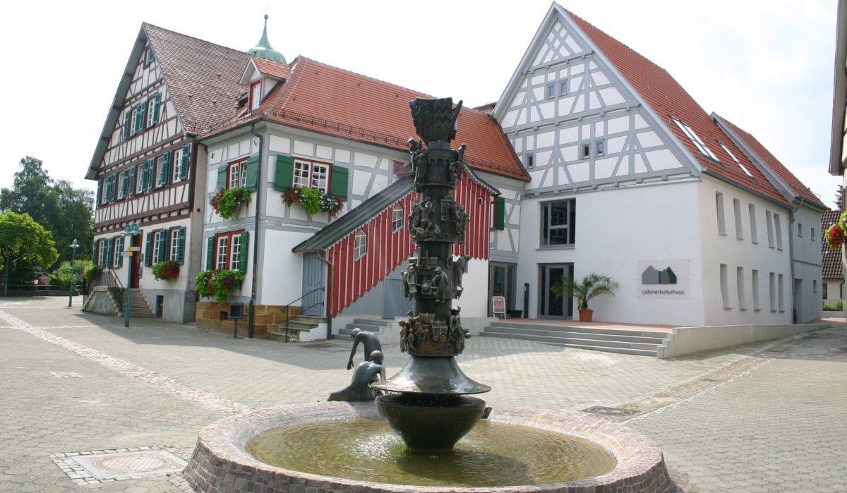 Marktbrunnen S&uuml;&szlig;en, &copy; Landkreis G&ouml;ppingen