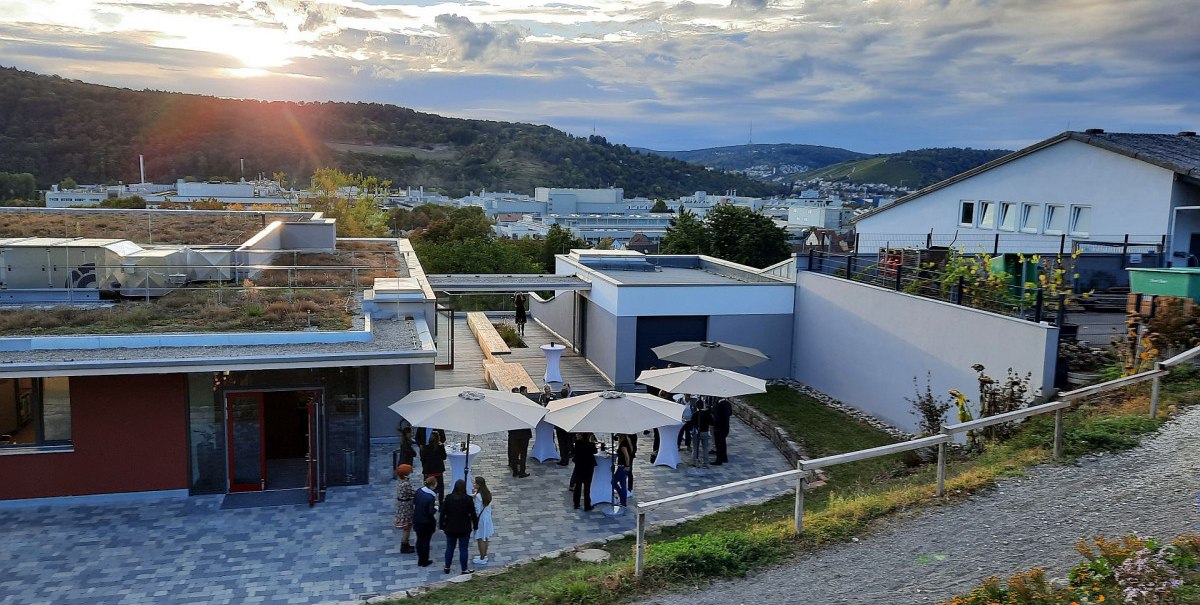 Location mitten in den Weinbergen, &copy; TeamWerk