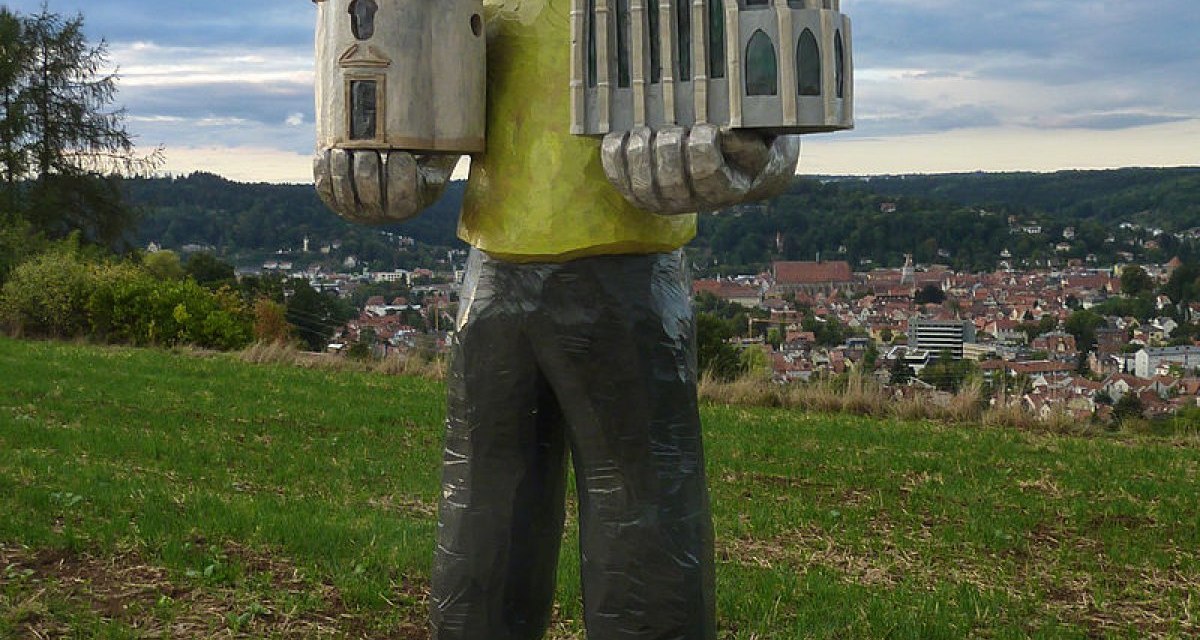 Skulptur Wallfahrer von Daniel Wagenblast, © Touristik und Marketing GmbH Skulptur Wallfahrer von Daniel Wagenblast, © Touristik und Marketing GmbH