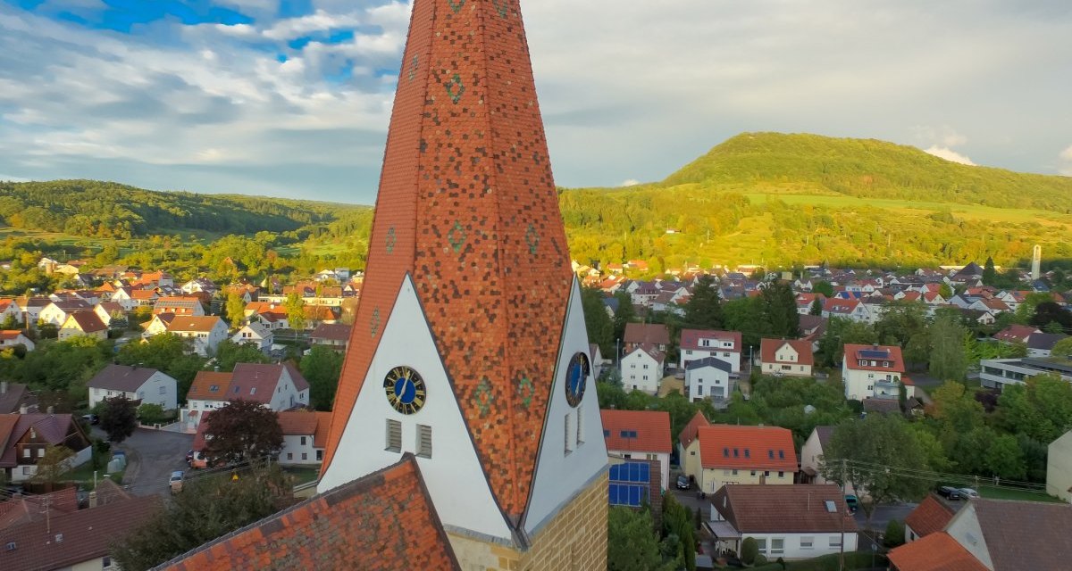 Blick von der Johanneskirche zum Hohenstein, © Landkreis Göppingen Blick von der Johanneskirche zum Hohenstein, © Landkreis Göppingen