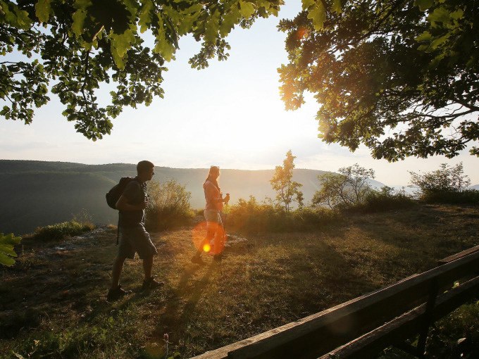 Sonnenuntergangswanderung am Buckleter Kapf, © Kurverwaltung Bad Urach Sonnenuntergangswanderung am Buckleter Kapf, © Kurverwaltung Bad Urach