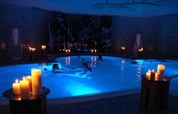 KerzenSchein & Vinyl in der Mineraltherme B&ouml;blingen, &copy; Mineraltherme B&ouml;blingen