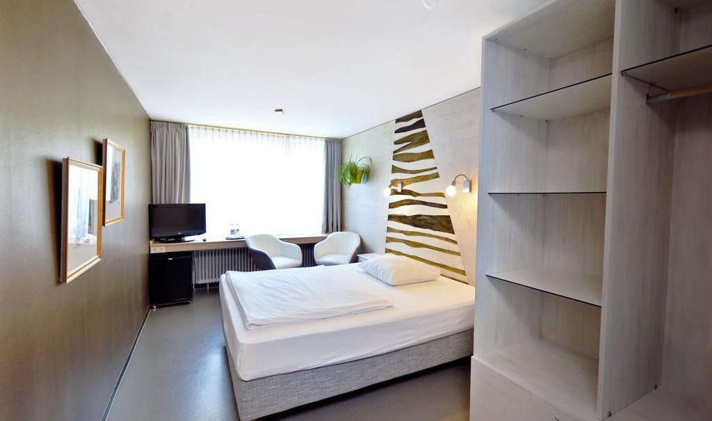 Einzelzimmer - Queen, © Abalon Hotel Ideal