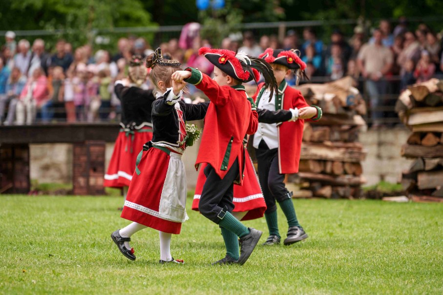 Der kleine Siederhof beim Kuchen- und Brunnenfest in Schw&auml;bisch Hall., &copy; Michael Kuehneisen