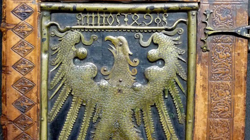 historischer Bucheinband mit Reichsadler, © Stadtarchiv historischer Bucheinband mit Reichsadler, © Stadtarchiv