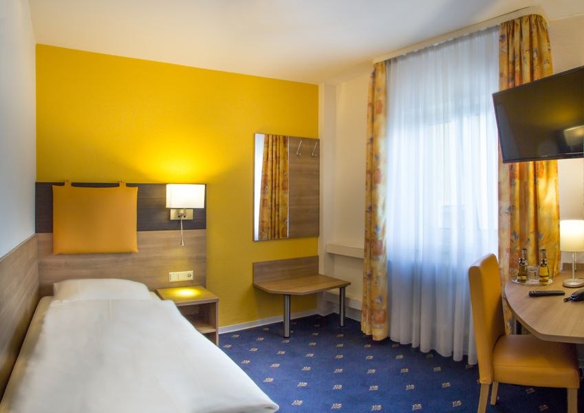 Einzelzimmer / Single room, © Römerhof Hotelbetriebs GmbH Einzelzimmer / Single room, © Römerhof Hotelbetriebs GmbH