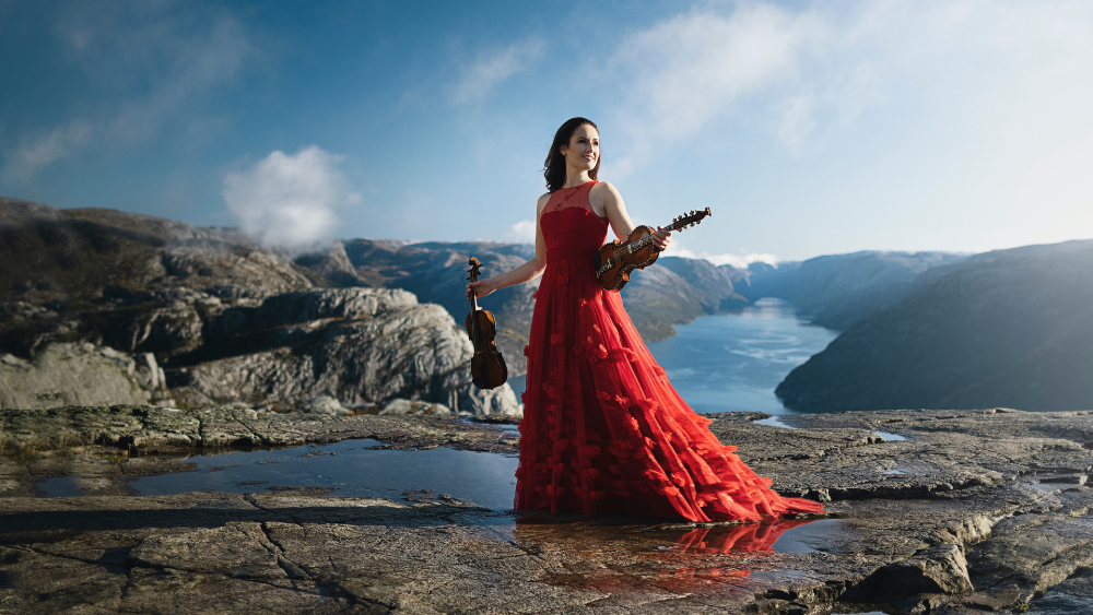 Ragnhild Hemsing, &copy; Ragnhild Hemsing &copy; Nikolaj Lund