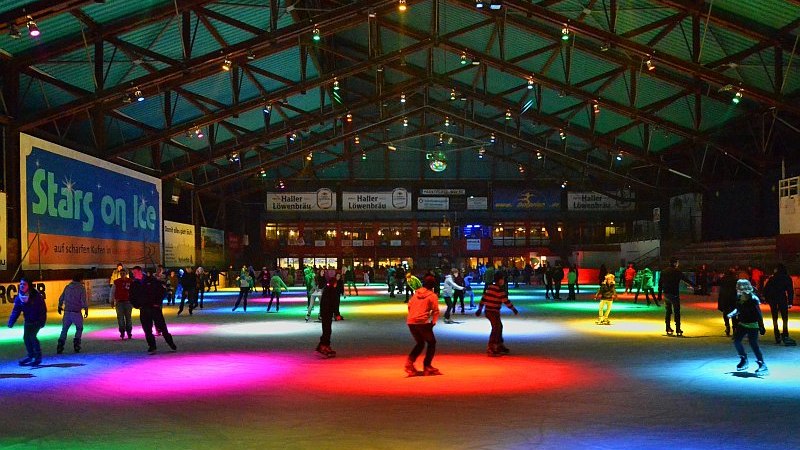 Eisdisco im Eisstadion Polarion Bad Liebenzell, © Polarion Eisdisco im Eisstadion Polarion Bad Liebenzell, © Polarion
