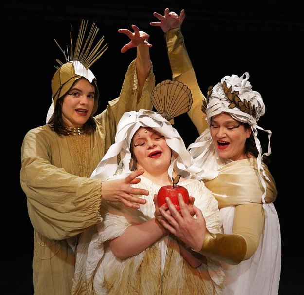 Mensch, G&ouml;tter TIL, &copy; Albrecht Fendrich