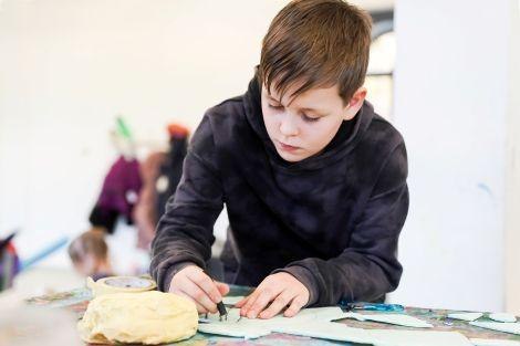 Sommerferienworkshop: Ein elefantastischer Giraffenstuhl, &copy; Kunstschule Labyrinth