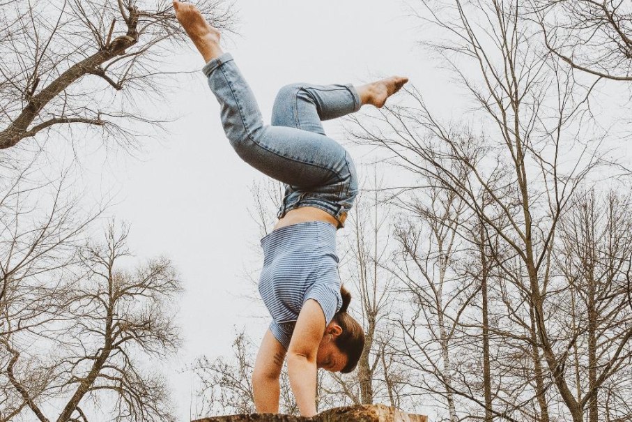 Handstand & Movement Play, &copy; &copy; Tanz- und Theaterwerkstatt