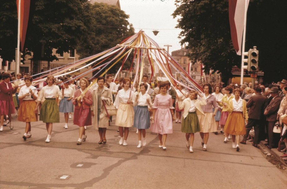 Ausstellung: 375 Jahre Maientag