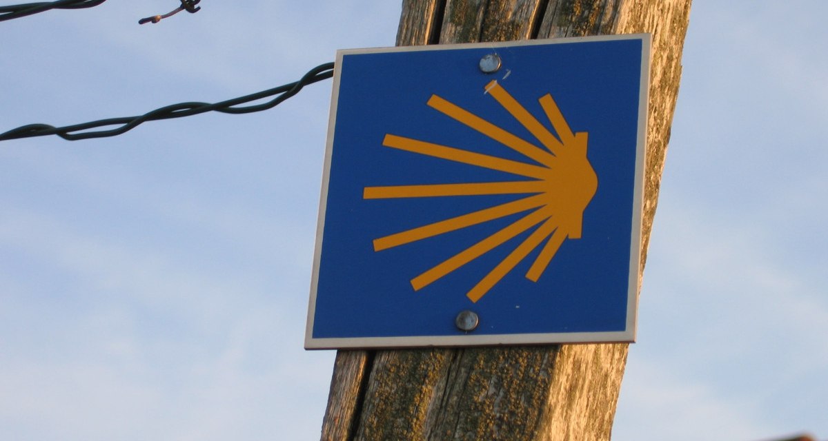jakobsweg_wegzeichen-min