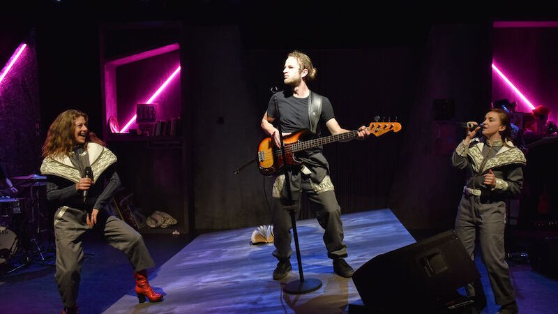 Loving the Alien - ein David Bowie Liederabend, © Stadt Leonberg - Amt für Kultur und Sport Loving the Alien - ein David Bowie Liederabend, © Stadt Leonberg - Amt für Kultur und Sport