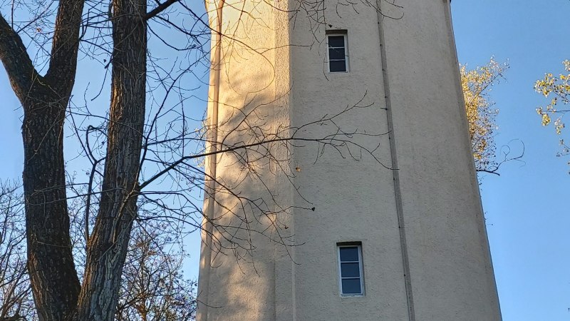 Engelbergturm mit blauem Himmel, &copy; Stadtmarketing Leonberg