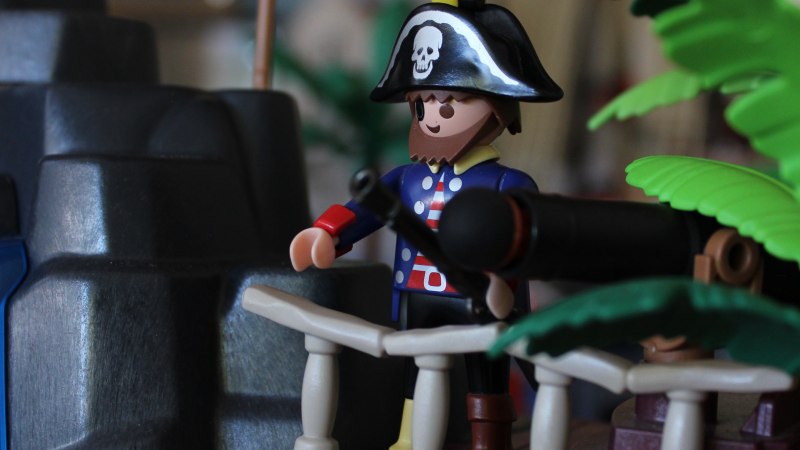 Playmobilfigur im Piratenlook, © Stadtmuseum Nürtingen Playmobilfigur im Piratenlook, © Stadtmuseum Nürtingen