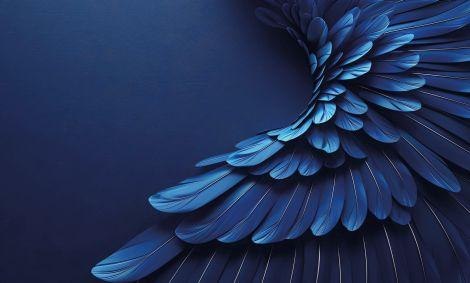 Elegante blaue Federn formen einen Fl&uuml;gel auf dunkelblauem Hintergrund, der ein Gef&uuml;hl von Leichtigkeit und Eleganz vermittelt., &copy; TeamWerk Esslingen