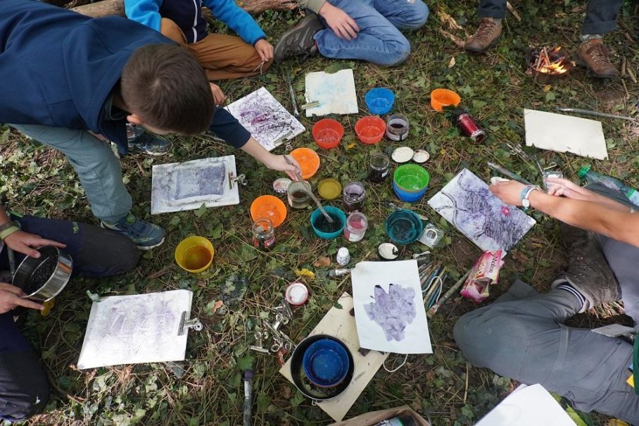 Herbstferienworkshop: Herbstmagie mit Eco-Printing ab 10 Jahren in Ludwigsburg, © Kunstschule Labyrinth Herbstferienworkshop: Herbstmagie mit Eco-Printing ab 10 Jahren in Ludwigsburg, © Kunstschule Labyrinth
