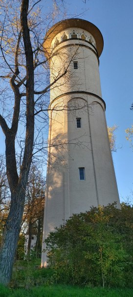 Engelbergturm mit blauem Himmel, &copy; Stadtmarketing Leonberg