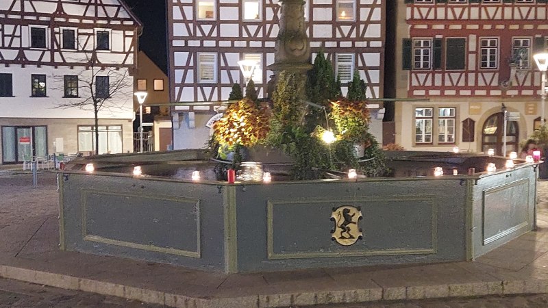 Marktplatz bei Nacht, &copy; Stadtmarketing Leonberg